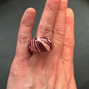 Vintage Plastic Ring, Cream, Black, Zebra, Striped, Retro, Boho, Size 9